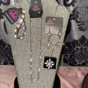 Paparazzi 4 piece fashion fix set